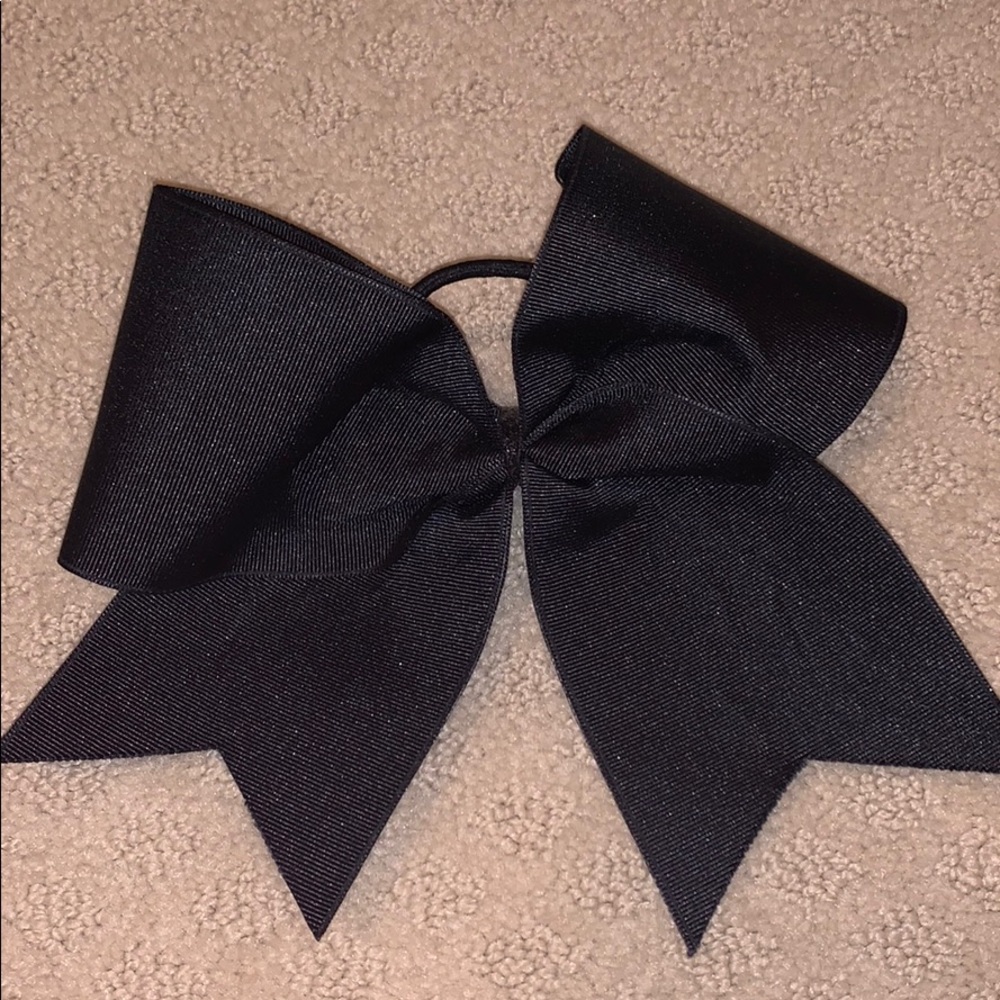 Black cheer bow